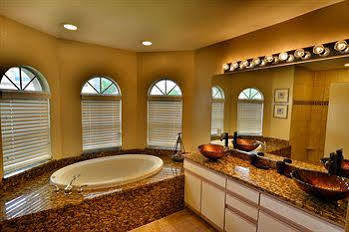 Universal Vacation Homes Fort Myers Exterior foto
